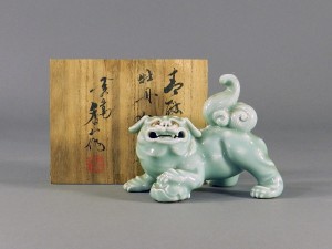 真葛(宮川)香山　青磁　獅子置物