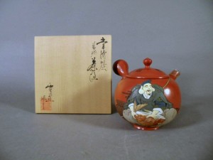埼玉県 八潮市で常滑焼の急須や鎌倉彫の茶托などの茶器（茶道具）をお譲り頂きました