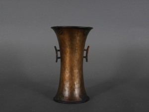 銅器　広口花瓶